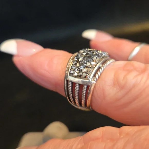 Brighton Retired Marcasite Ring Size 7.5 - Picture 6 of 8